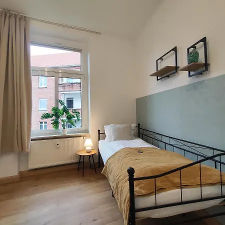 Apartment Bohnapartments Stauffenberg - Gratis Parkplatz - 2 Badezimmer - 3 Schlafzimmer - Wlan